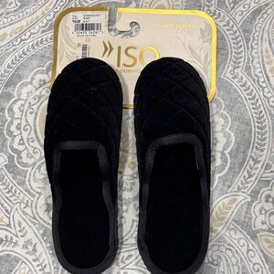 Isotoner Black Quilted Women's Slippers